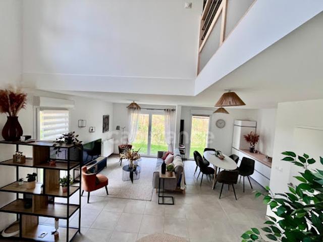 Vente Appartement 5 pièces 101 m2 Sciez