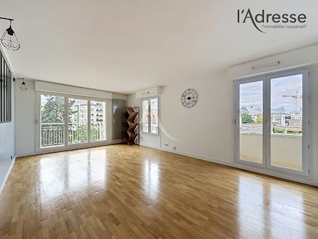 Vente Appartement 5 pièces 101 m2 Suresnes