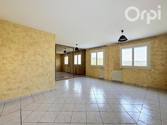 Vente Appartement 5 pièces 102.61 m2 Clermont Ferrand