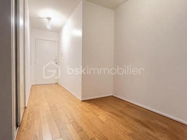 Vente Appartement 5 pièces 102.67 m2 Puteaux