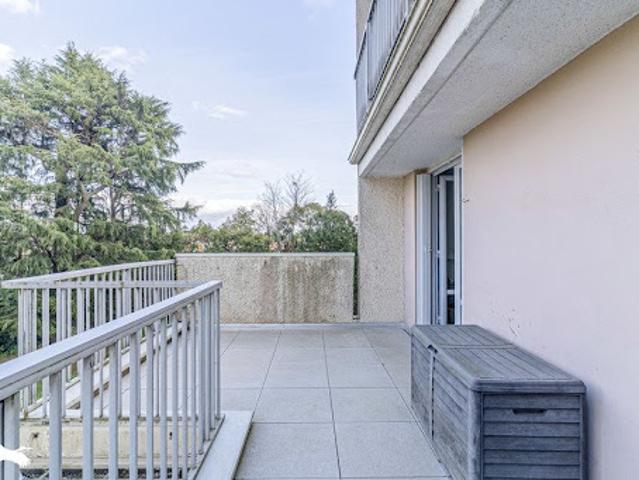 Vente Appartement 5 pièces 102 m2 Gradignan
