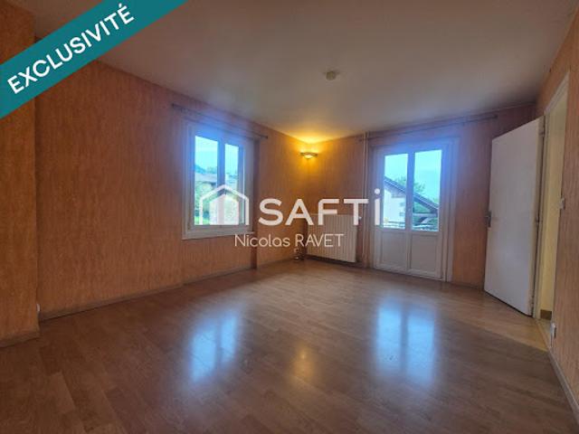Vente Appartement 5 pièces 102 m2 Saint Cergues