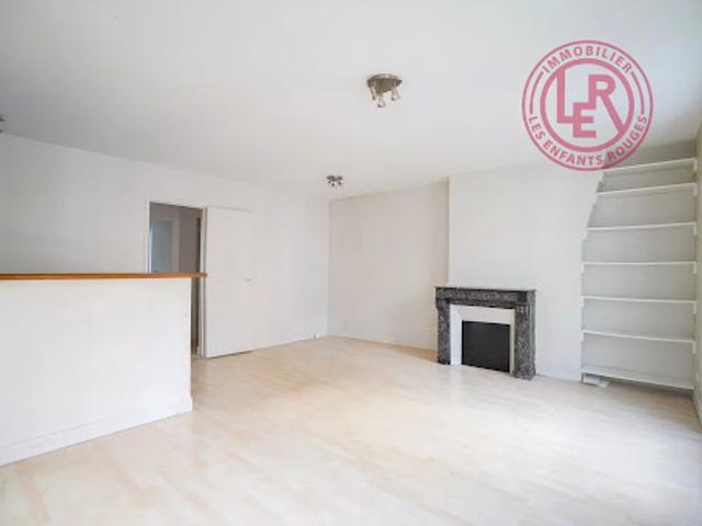 Vente Appartement 5 pièces 103.2 m2 Paris 11ème