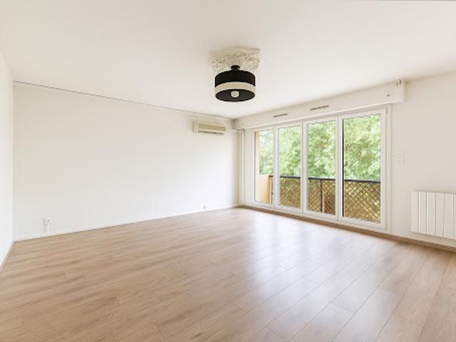 Vente Appartement 5 pièces 103.65 m2 Gradignan
