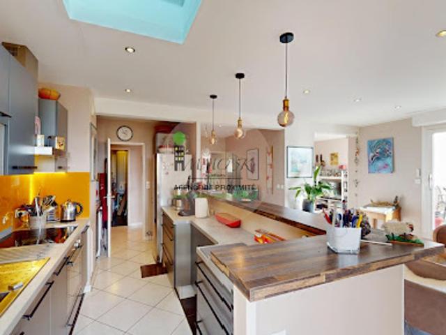 Vente Appartement 5 pièces 105.47 m2 Rillieux la Pape