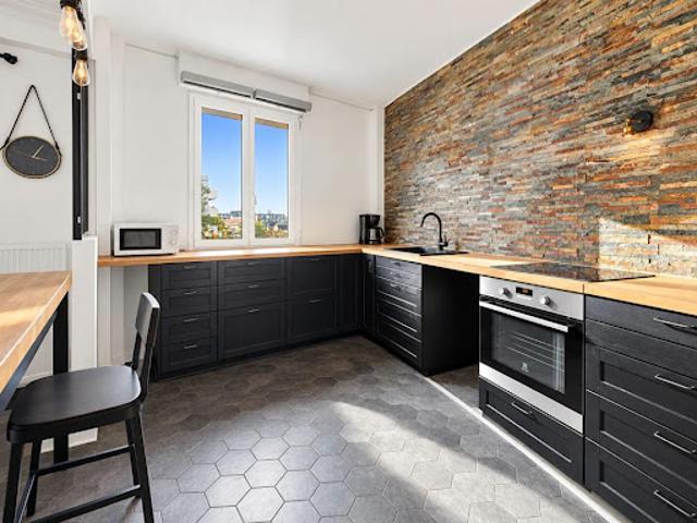 Vente Appartement 5 pièces 105.67 m2 Courbevoie