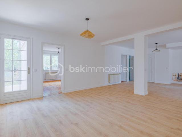 Vente Appartement 5 pièces 105 m2 Genas
