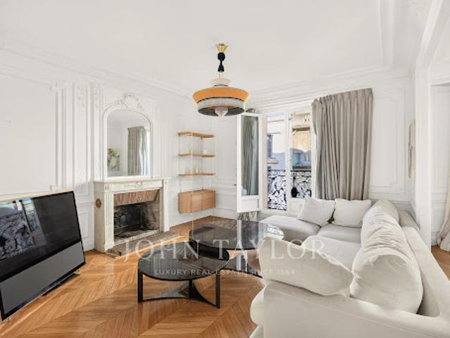 Vente Appartement 5 pièces 106.5 m2 Paris 17ème