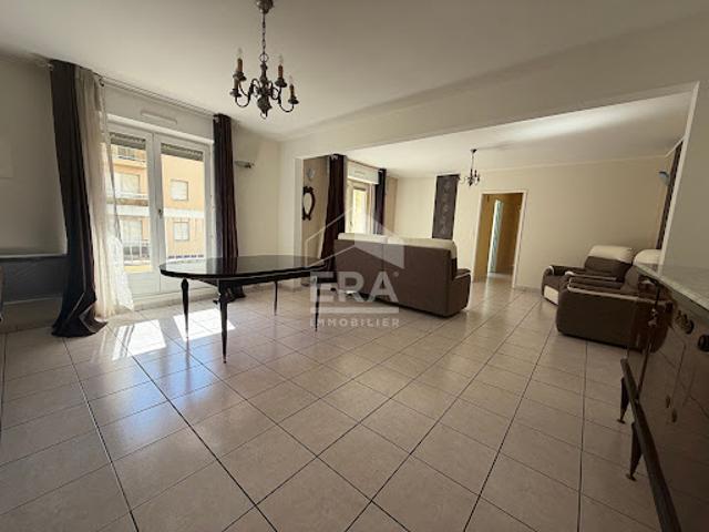 Vente Appartement 5 pièces 106.81 m2 Montigny les metz