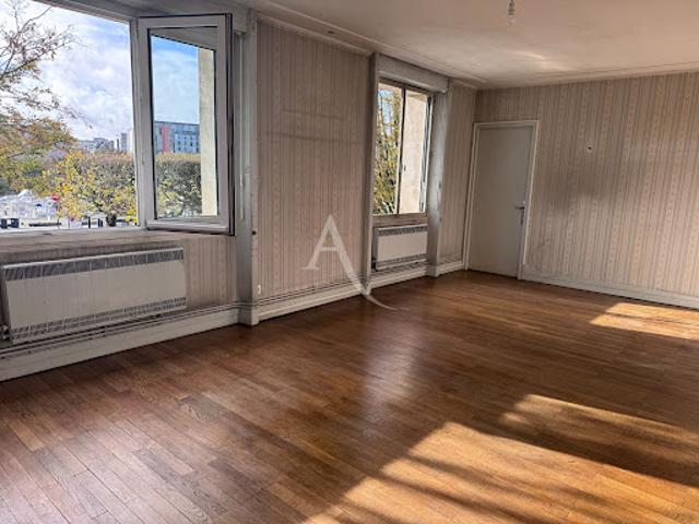 Vente Appartement 5 pièces 106.92 m2 Nantes