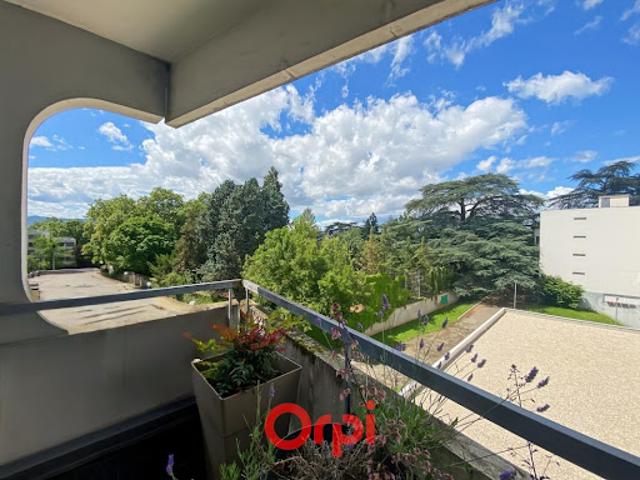 Vente Appartement 5 pièces 105.24 m2 Lyon 9ème