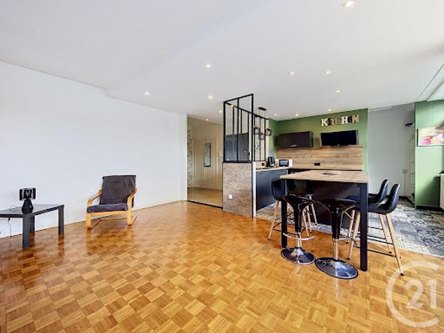 Vente Appartement 5 pièces 107.4 m2 Vals près le Puy