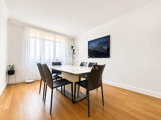 Vente Appartement 5 pièces 107.61 m2 Lyon 8ème