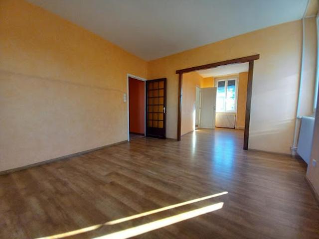 Vente Appartement 5 pièces 107.96 m2 Montceau les Mines