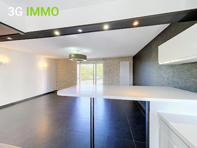 Vente Appartement 5 pièces 107 m2 Issou