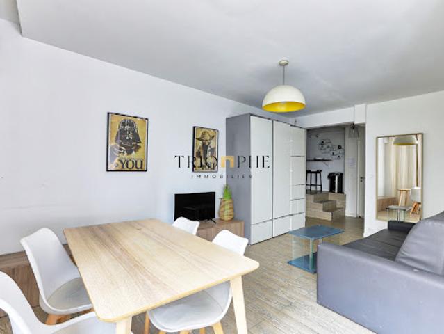 Vente Appartement 5 pièces 108.12 m2 Paris 19ème