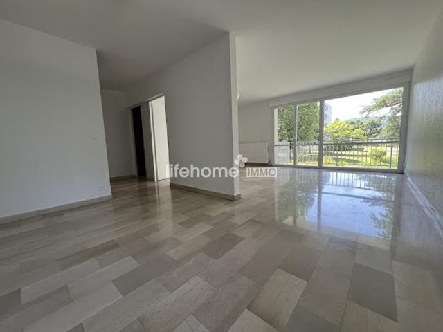 Vente Appartement 5 pièces 108 m2 Eybens