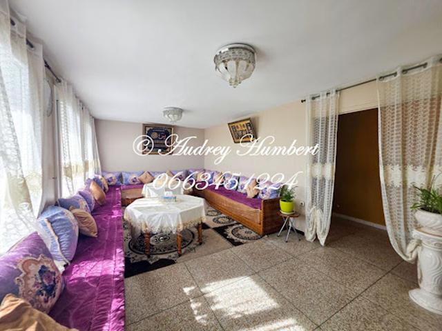 Vente Appartement 5 pièces 109.98 m2 Forcalquier