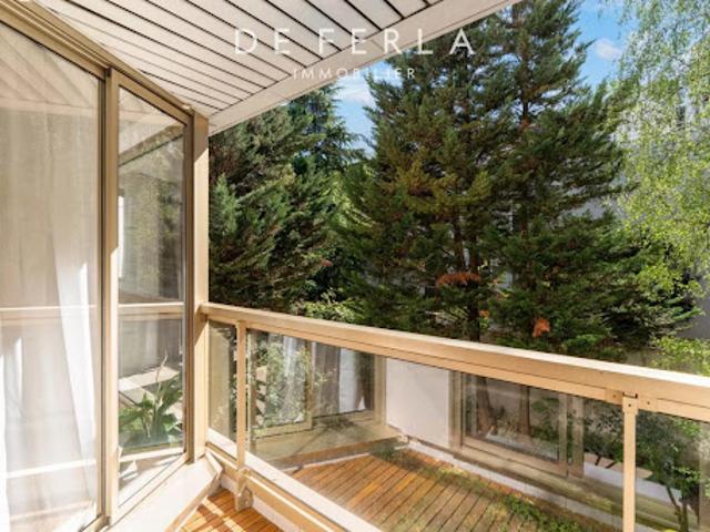 Vente Appartement 5 pièces 109.98 m2 Paris 15ème