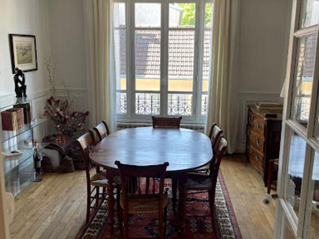 Vente Appartement 5 pièces 109 m2 Versailles