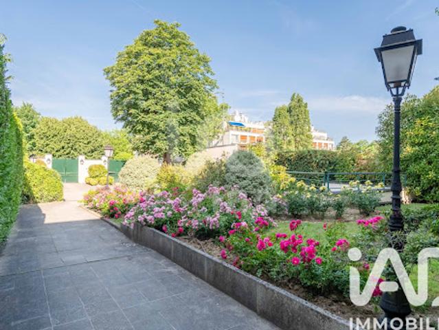 Vente Appartement 5 pièces 110 m2 Versailles