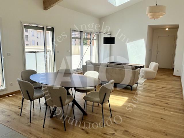 Vente Appartement 5 pièces 110 m2 Villeurbanne
