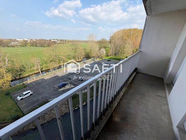 Vente Appartement 5 pièces 111 m2 Chateauroux