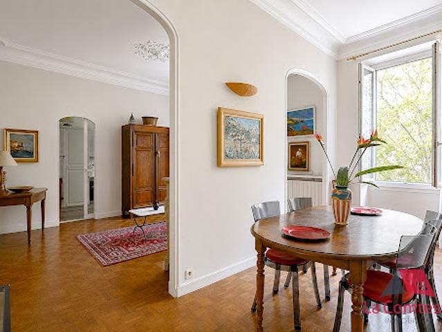 Vente Appartement 5 pièces 113 m2 Marseille 6ème