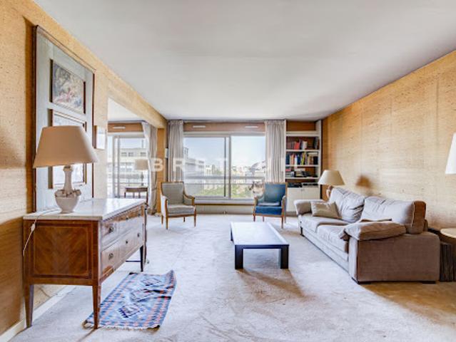 Vente Appartement 5 pièces 115.2 m2 Paris 15ème
