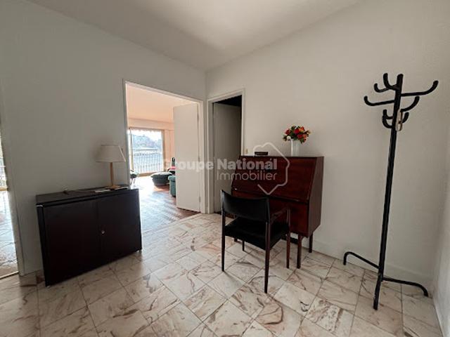 Vente Appartement 5 pièces 115.87 m2 Versailles