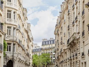 Auteuil Paris, Square Tolstoï - Balcon