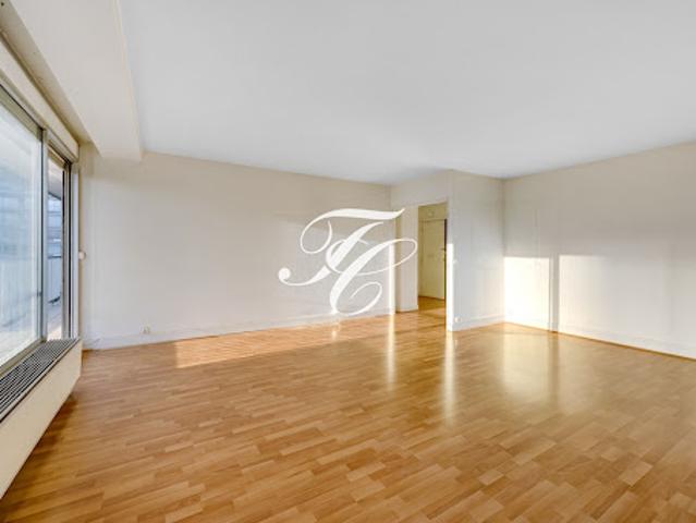 Vente Appartement 5 pièces 116.77 m2 Puteaux