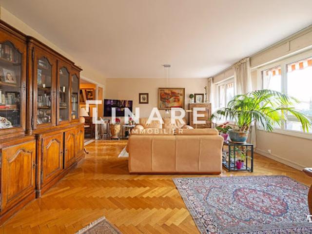 Vente Appartement 5 pièces 116 m2 Marseille 8ème