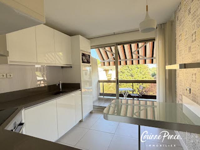 Vente Appartement 5 pièces 117 m2 Nimes