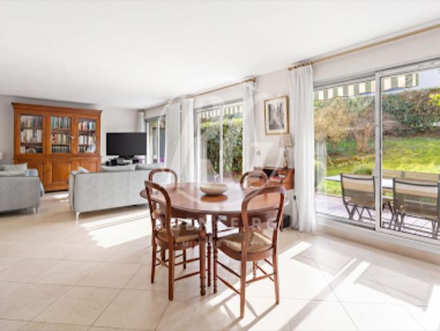 Vente Appartement 5 pièces 118.28 m2 Garches
