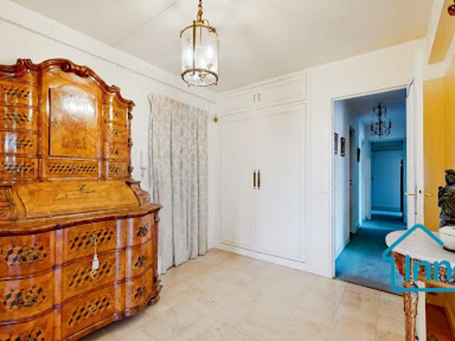 Vente Appartement 5 pièces 121.19 m2 Versailles