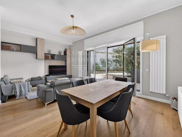 Vente Appartement 5 pièces 122.22 m2 Levallois Perret