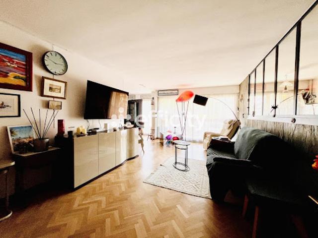 Vente Appartement 5 pièces 123.7 m2 Marseille 5ème