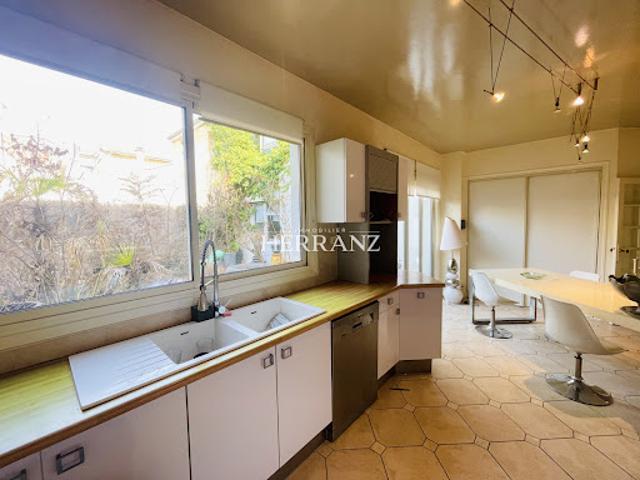Vente Appartement 5 pièces 127 m2 Libourne