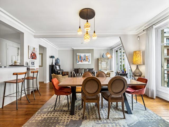 Vente Appartement 5 pièces 128.12 m2 Paris 16ème