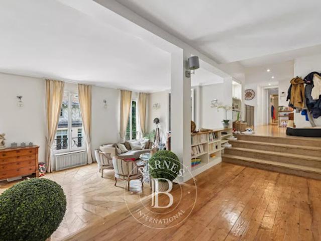Vente Appartement 5 pièces 129.06 m2 Paris 7ème