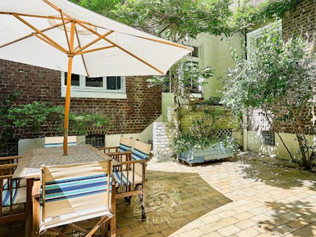 Vente Appartement 5 pièces 130.68 m2 La Madeleine