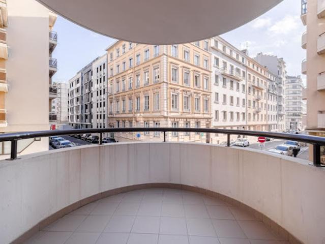Vente Appartement 5 pièces 130 m2 Lyon 6ème