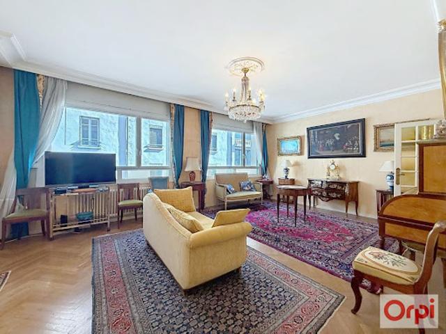 Vente Appartement 5 pièces 131.4 m2 Lyon 6ème