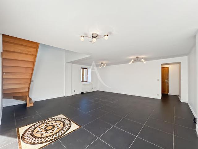 Vente Maison 5 pièces 131.59 m2 Guignes