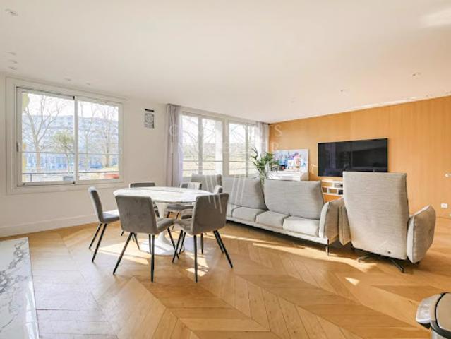 Vente Appartement 5 pièces 131.6 m2 Paris 17ème