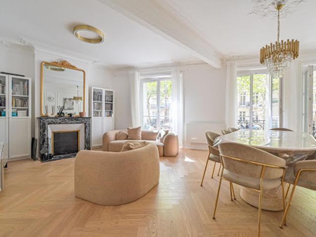 Vente Appartement 5 pièces 133 m2 Paris 11ème