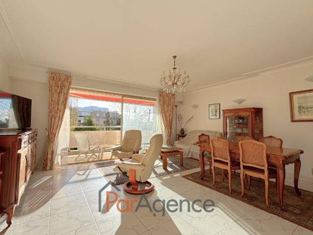 Vente Appartement 5 pièces 133.74 m2 Royan