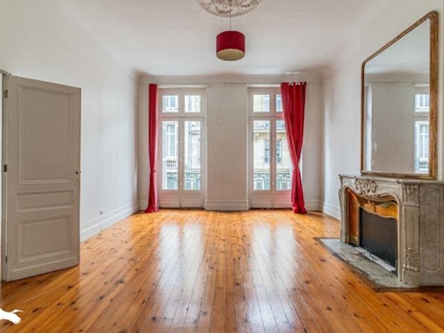 Vente Appartement 5 pièces 133 m2 Bordeaux