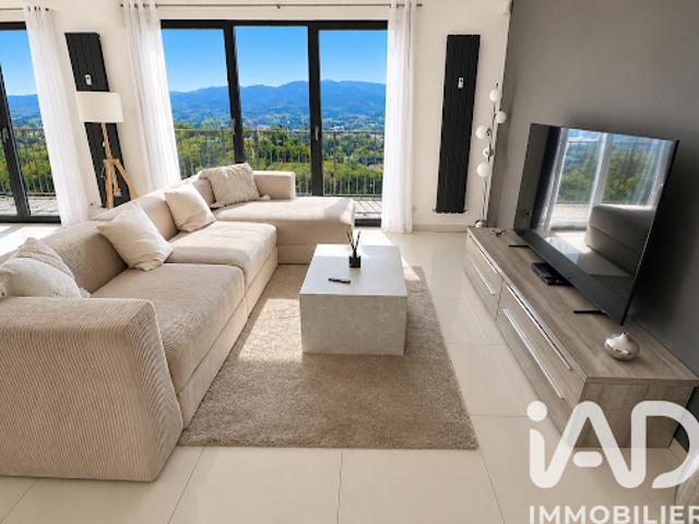 Vente Appartement 5 pièces 134 m2 Marseille 12ème